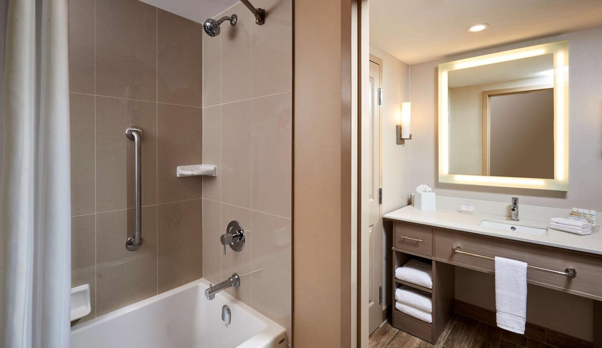Homewood Suites By Hilton North Bay Esterno foto